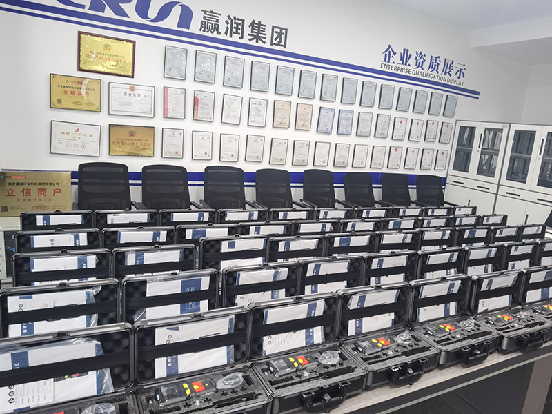 品質(zhì)保證、實力認(rèn)可！贏潤集團(tuán)四合一氣體檢測儀用于石油化工企業(yè)！